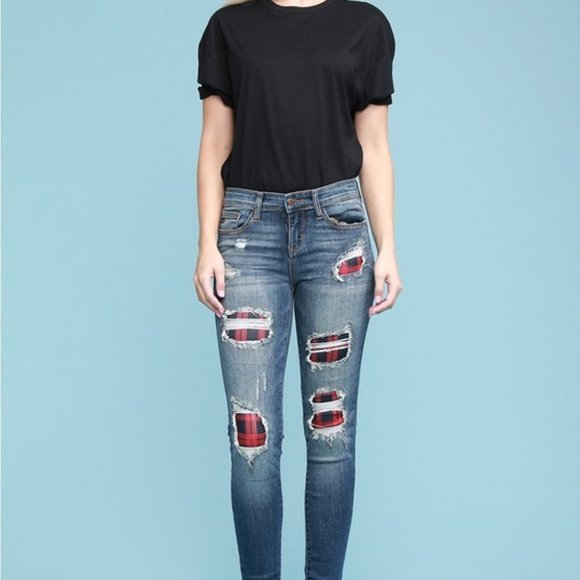 Judy Blue Buffalo Plaid Patch Skinny Jeans Size 5 - Picture 7 of 11